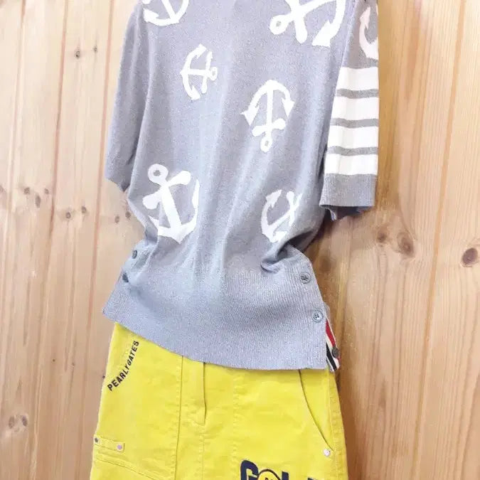 [SOLD OUT] * 스티치 배색 니트 티셔츠 (새상품)*