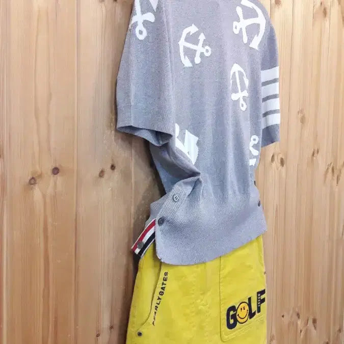 [SOLD OUT] * 스티치 배색 니트 티셔츠 (새상품)*