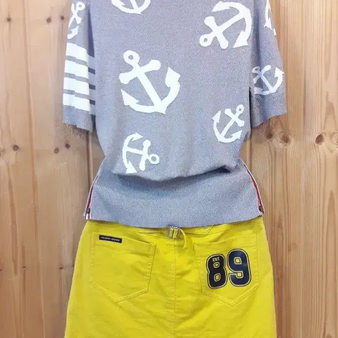 [SOLD OUT] * 스티치 배색 니트 티셔츠 (새상품)*