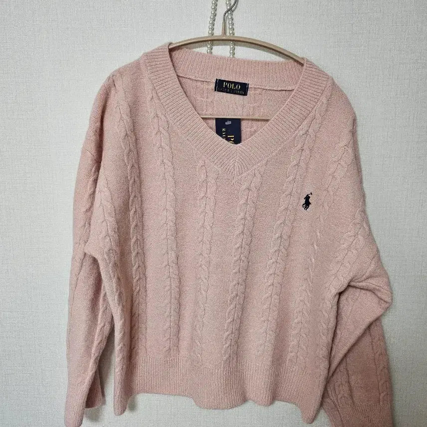 [BUNJANG] Polo Pink V-Neck Cable Knit Sweater / (새제품) 폴로 자수 핑크 V넥 케이블 니트