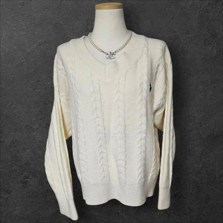 [BUNJANG] Polo Embroidered Pale Yellow V-Neck Cable Knit Sweater / 폴로 자수 연노랑 V넥 케이블 니트