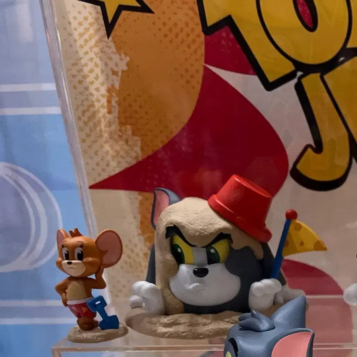 [BUNJANG] Popmart Tom and Jerry Funfair Sandcastle Figure / 팝마트 톰과제리 Funfair 피규어 모래성 미개봉품(교환가능)