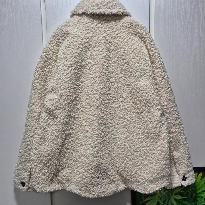[BUNJANG] Vintage Ivory Faux Shearling Jacket / (세일)(새상품)빈티지 아이보리 뽀글이 양털 자켓.새상품