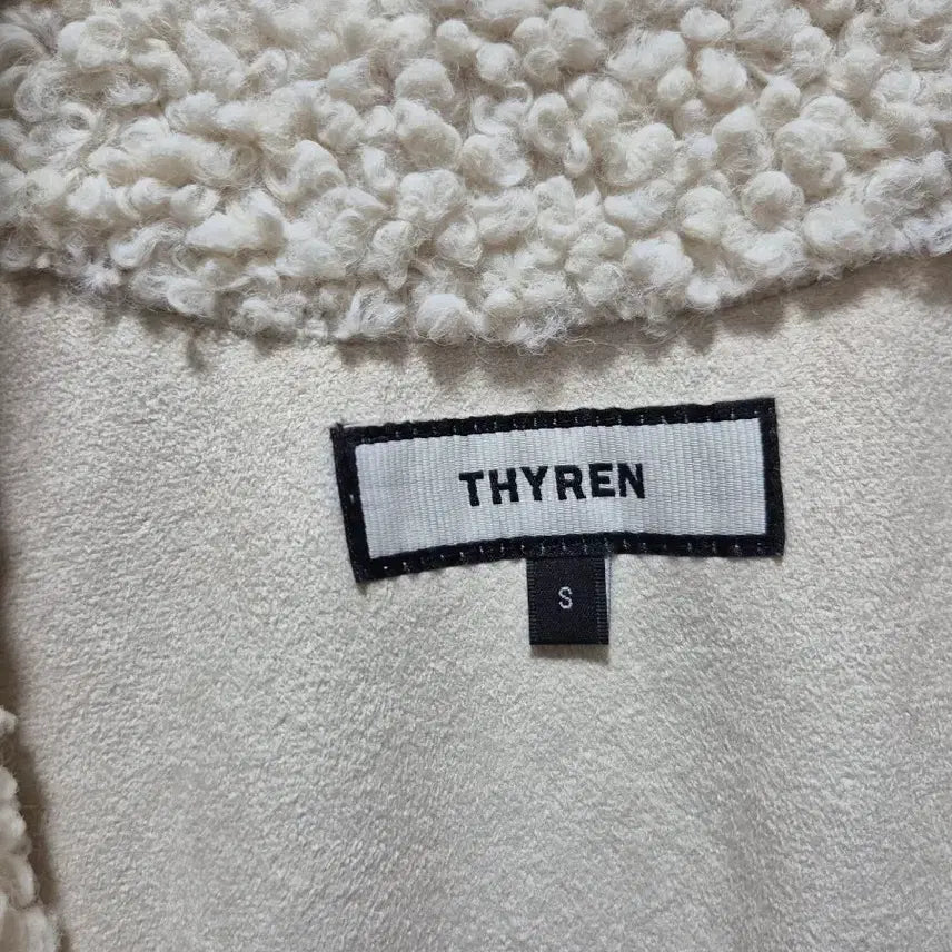 [BUNJANG] Vintage Ivory Faux Shearling Jacket / (세일)(새상품)빈티지 아이보리 뽀글이 양털 자켓.새상품