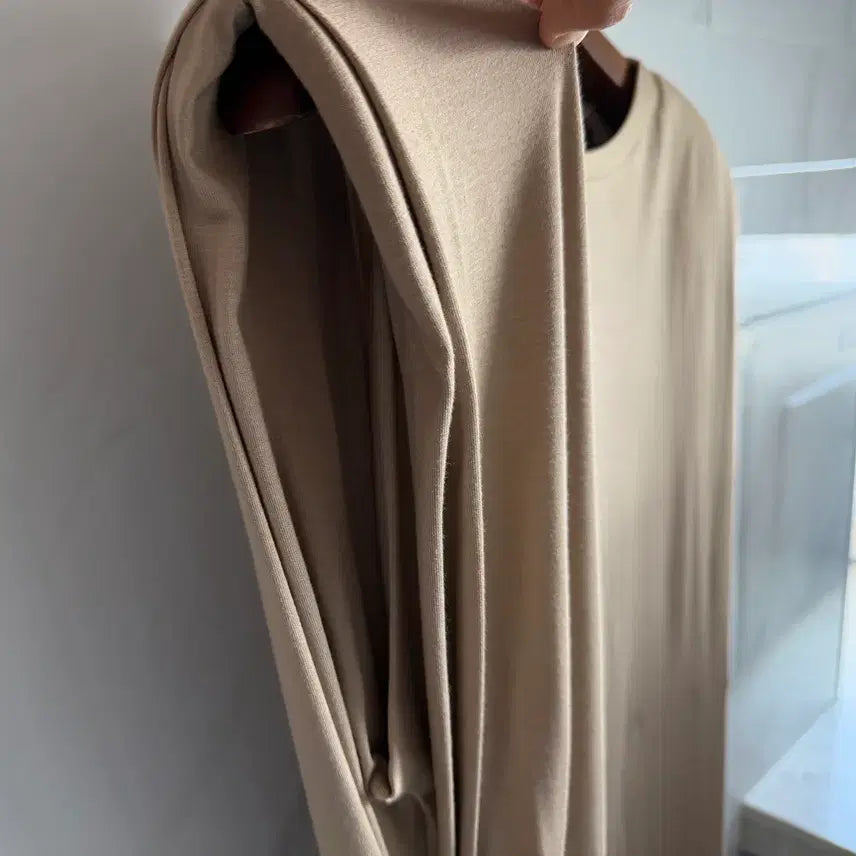 [BUNJANG] Italian Brand Beige Midi Dress / 이탈리아브랜드 원피스