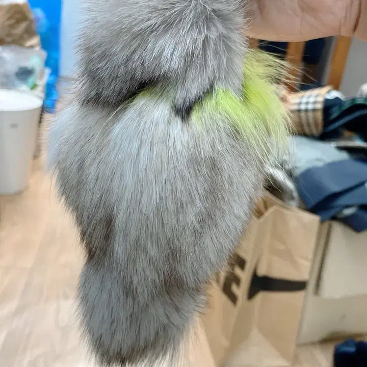 [BUNJANG] Saga Fox Fur Bag Charm / 사가폭스털 가방걸이(새상품)