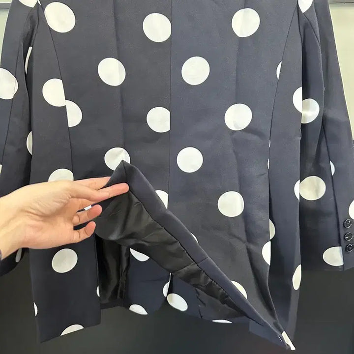 [BUNJANG] Loose Fit Dot Pattern Jacket / 새상품/ 어깨패드 루즈핏 도트 자켓