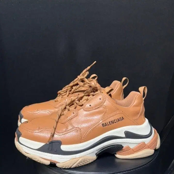 [BUNJANG] Balenciaga Triple S Nude Sneakers / 발렌시아가 트리플 누드 스니커즈