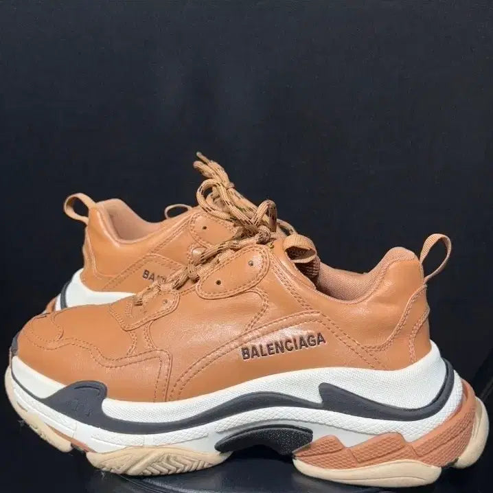 [BUNJANG] Balenciaga Triple S Nude Sneakers / 발렌시아가 트리플 누드 스니커즈