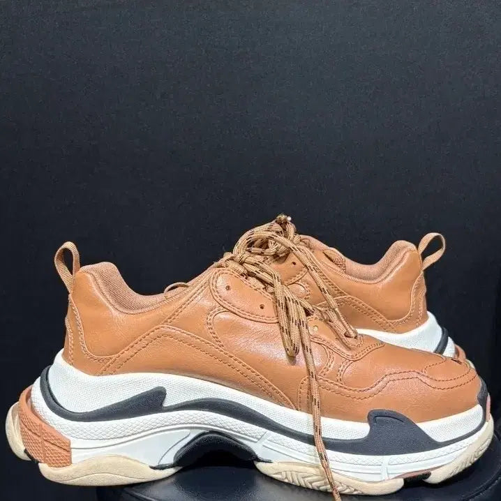 [BUNJANG] Balenciaga Triple S Nude Sneakers / 발렌시아가 트리플 누드 스니커즈