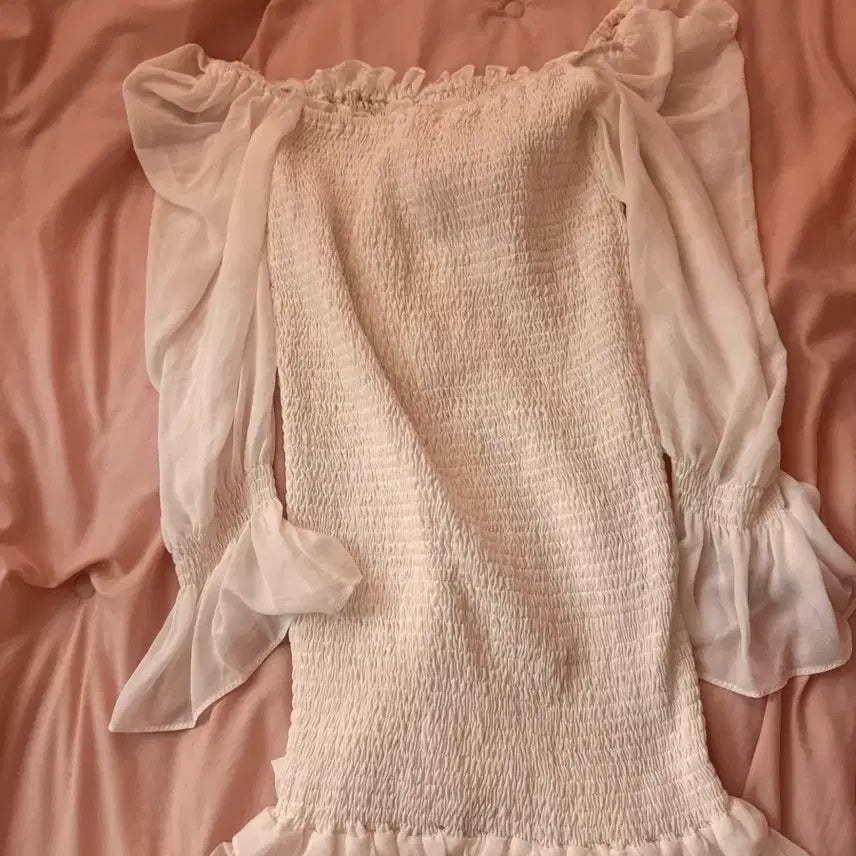 [BUNJANG] White Smoke Banding Mini Dress / 화이트 스모크 밴딩 미니 원피스