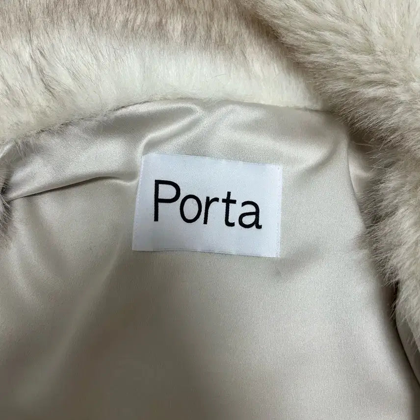 [BUNJANG] The Porta Faux Fur Jacket - Ivory / 더포르타 퍼자켓 아이보리