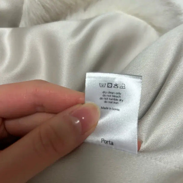 [BUNJANG] The Porta Faux Fur Jacket - Ivory / 더포르타 퍼자켓 아이보리