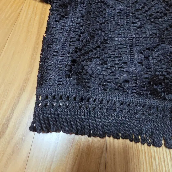[BUNJANG] SEVGI Lace Blouse Black / SEVGI 레이스 반팔 블라우스 블랙