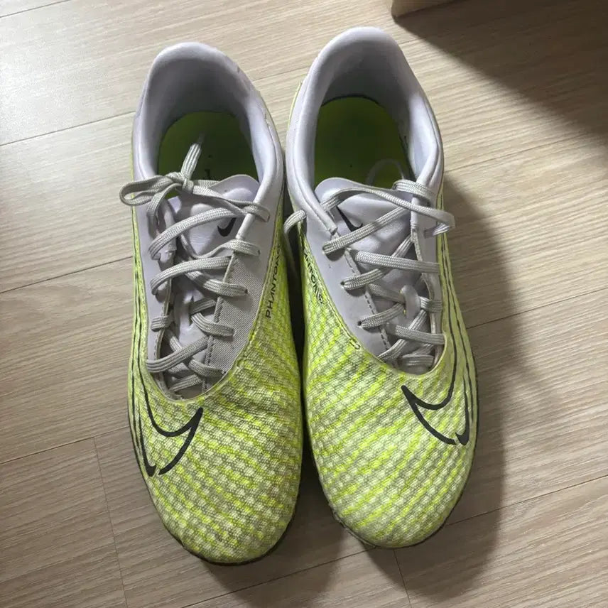 [BUNJANG] Nike Phantom 235 Futsal Shoes / 나이키 팬텀(풋살화 235)