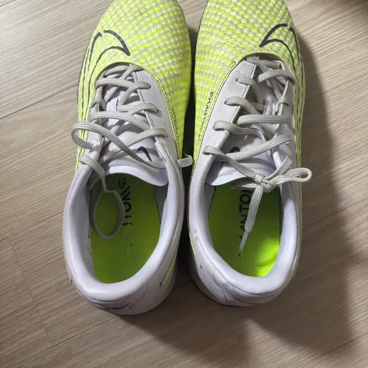 [BUNJANG] Nike Phantom 235 Futsal Shoes / 나이키 팬텀(풋살화 235)