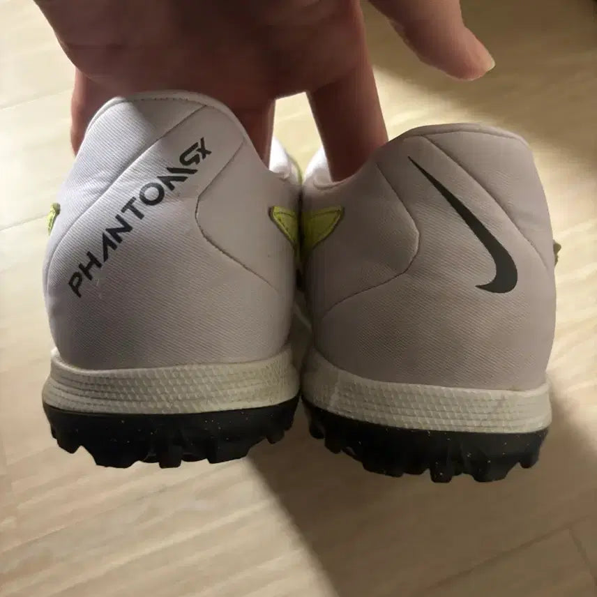 [BUNJANG] Nike Phantom 235 Futsal Shoes / 나이키 팬텀(풋살화 235)