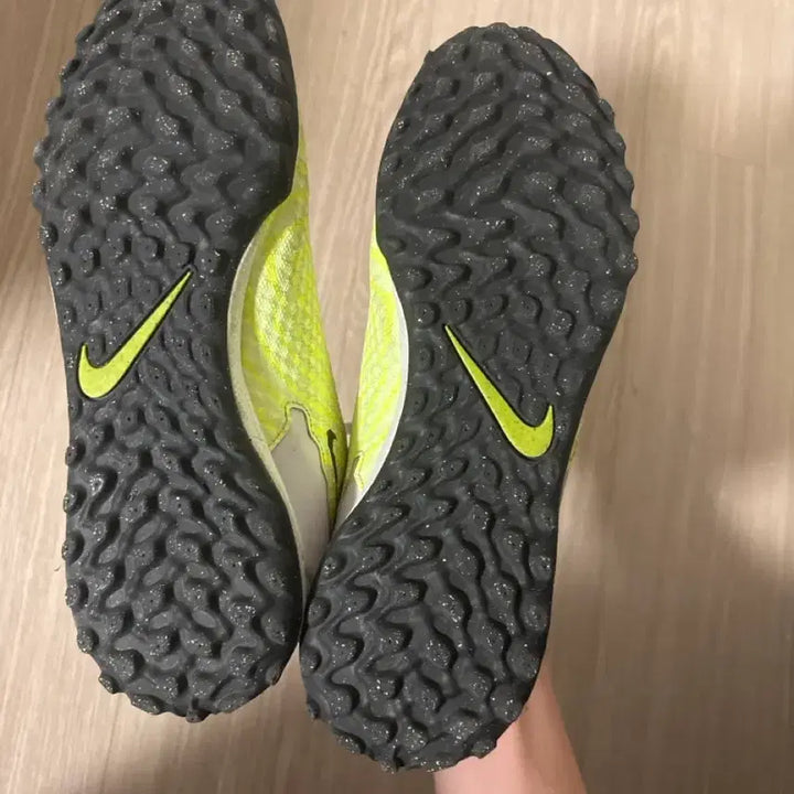 [BUNJANG] Nike Phantom 235 Futsal Shoes / 나이키 팬텀(풋살화 235)