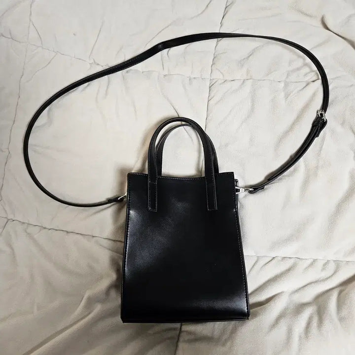 [BUNJANG] Synthetic Leather 3-Way Black Mini Bag / GU 합성 피혁 숄더백 토트백 크로스백 3way백 블랙미니백