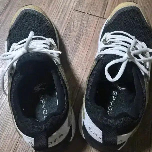[BUNJANG] Spider Sneakers 250mm / 스파이더 운동화 250mm