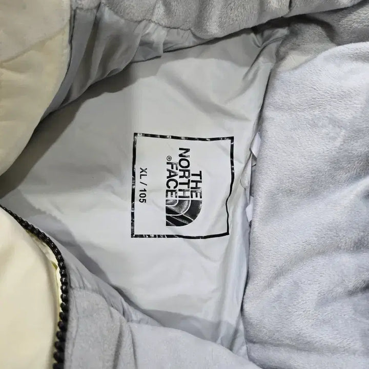 [SOLD OUT] 노스페이스 화이트 숏패딩