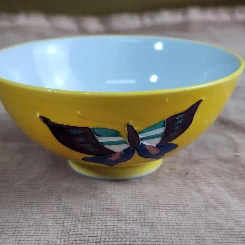 [BUNJANG] Celadon Porcelain Butterfly Pattern Tea Bowl / 법화채 나비문양 다완