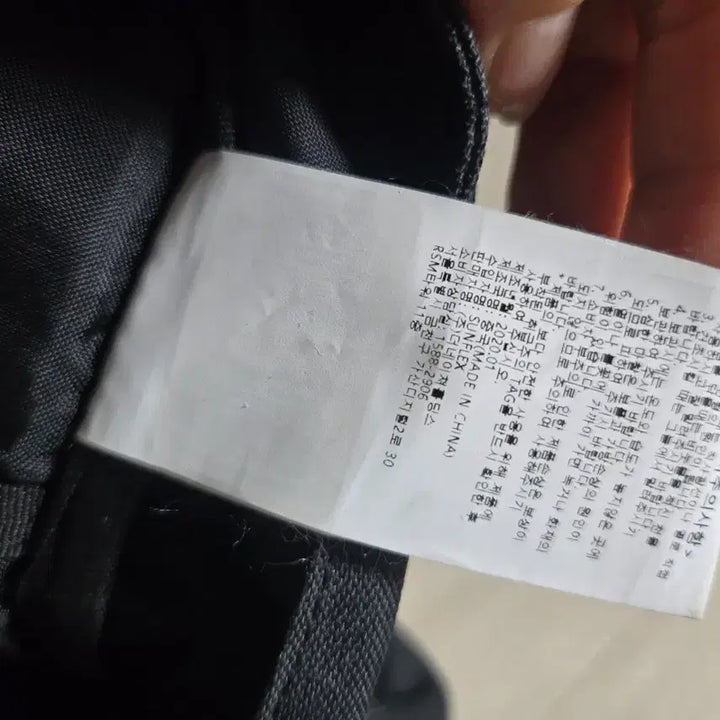[SOLD OUT] 내셔널지오그래픽 블랙 백팩 가방