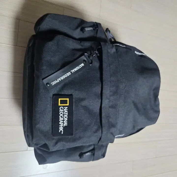 [SOLD OUT] 내셔널지오그래픽 블랙 백팩 가방