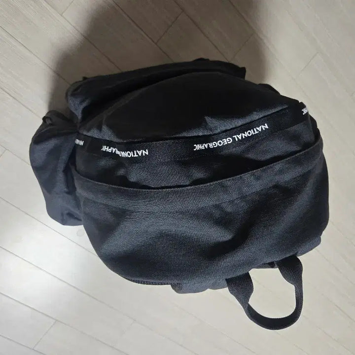 [SOLD OUT] 내셔널지오그래픽 블랙 백팩 가방