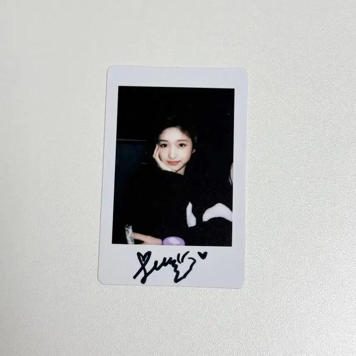 [SOLD OUT] 아이브 이서 일레븐 이즈위 1차 폴라 포카 미공포 양도 싸포