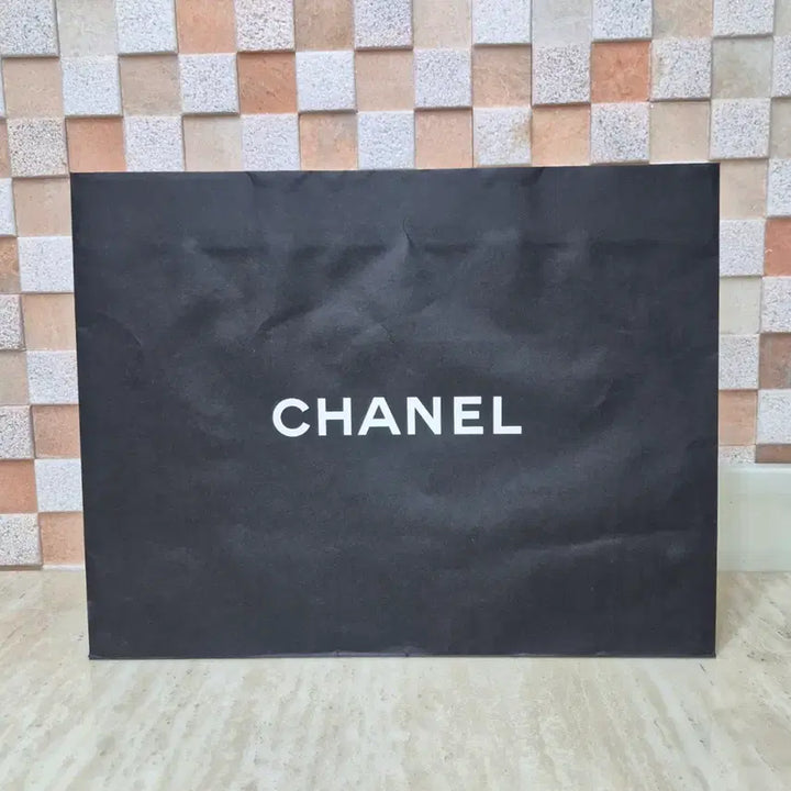 [BUNJANG] Chanel Bag Accessories Set / [백화점정품]샤넬 박스+쇼핑백+까멜리아+유산지+북렛 SET,샤넬 가방