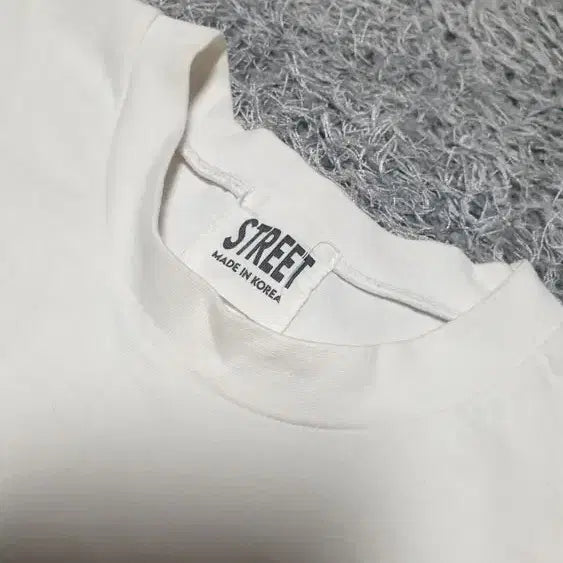 [BUNJANG] Short Puff Sleeve T-shirt / 퍼프 숏 슬리브 티셔츠 Free (착샷O)