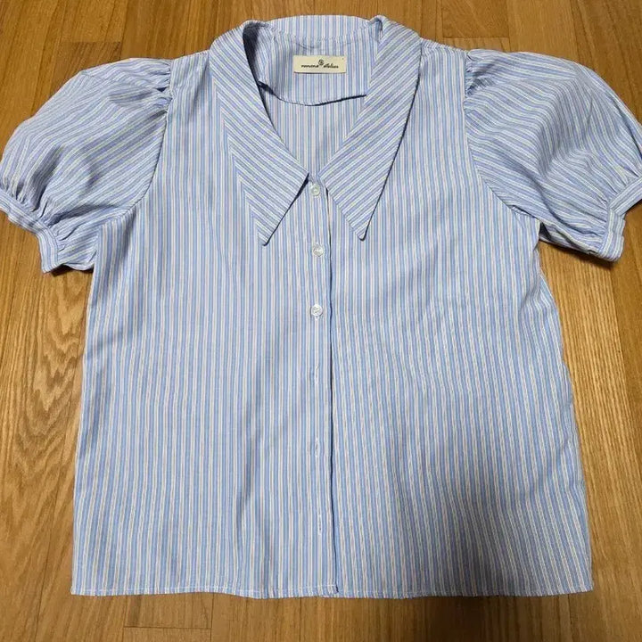 [BUNJANG] Benes Atelier Stripe Puff Blouse / 베네스 아틀리에 스트라이프 퍼프 블라우스