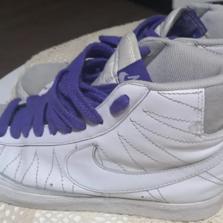 [BUNJANG] Nike Blazer Mid 245 Sneakers / 나이키 블레이져 미드245