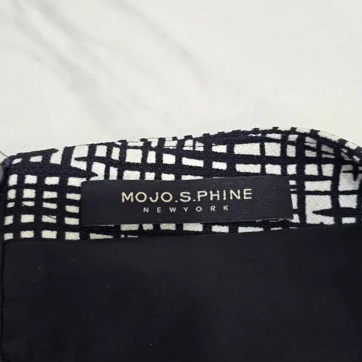 [BUNJANG] MojoSphin Sleeveless Dress / 모조에스핀 민소매 원피스