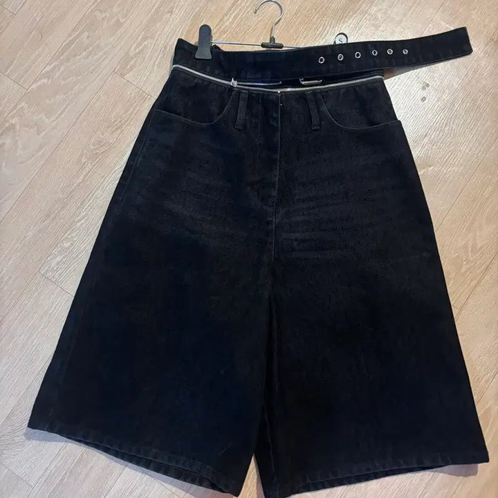 [BUNJANG] Lcdc Black Denim Wide Belt Shorts / Lcdc 블랙 데님 와이드 벨트 반바지
