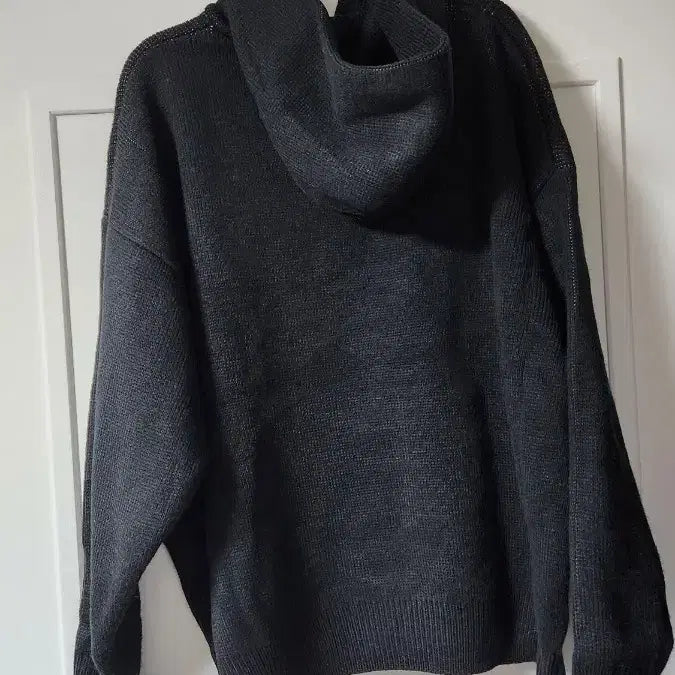 [BUNJANG] Unisex Star Pattern Knit Hoodie - Black / 남녀공용 별 패턴 니트 후드티 블랙 새상품