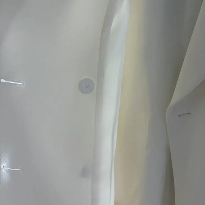 [BUNJANG] Gangjaemae White Cape Jacket / 강자매 화이트 케이프 자켓