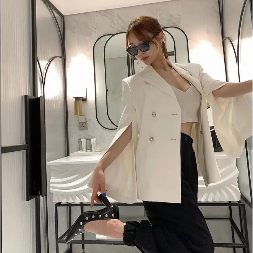 [BUNJANG] Gangjaemae White Cape Jacket / 강자매 화이트 케이프 자켓