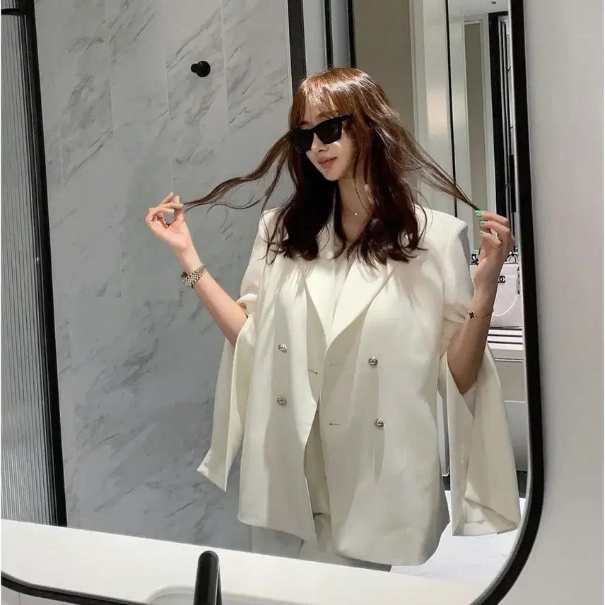 [BUNJANG] Gangjaemae White Cape Jacket / 강자매 화이트 케이프 자켓