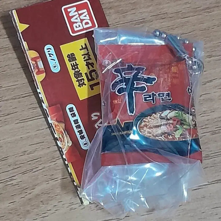 [BUNJANG] Shin Ramyun Miniature Gacha / 봉지 신라면 낱개 미니어쳐 가챠