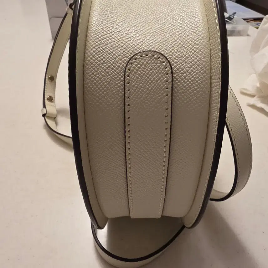 [BUNJANG] Louis Quatorze Mini Monte Crossbody Bag / 새상품 루이까또즈 미니 몬테 크로스백 아이보리