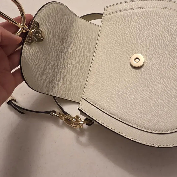 [BUNJANG] Louis Quatorze Mini Monte Crossbody Bag / 새상품 루이까또즈 미니 몬테 크로스백 아이보리