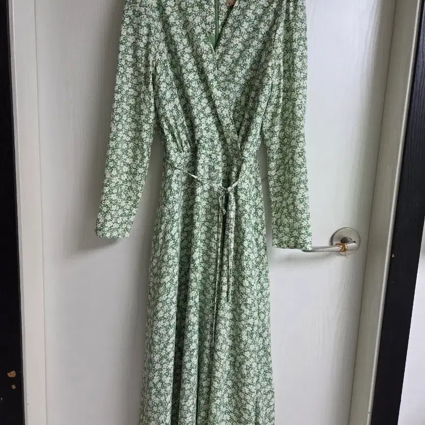 [BUNJANG] NAIN Green Floral Long Dress / NAIN  그린 플라워 롱 원피스