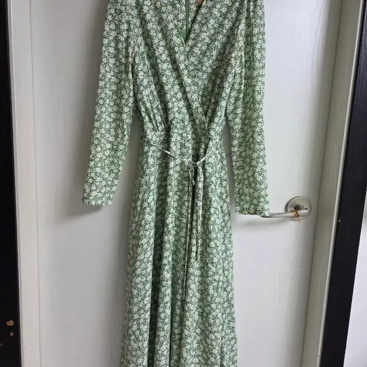[BUNJANG] NAIN Green Floral Long Dress / NAIN  그린 플라워 롱 원피스