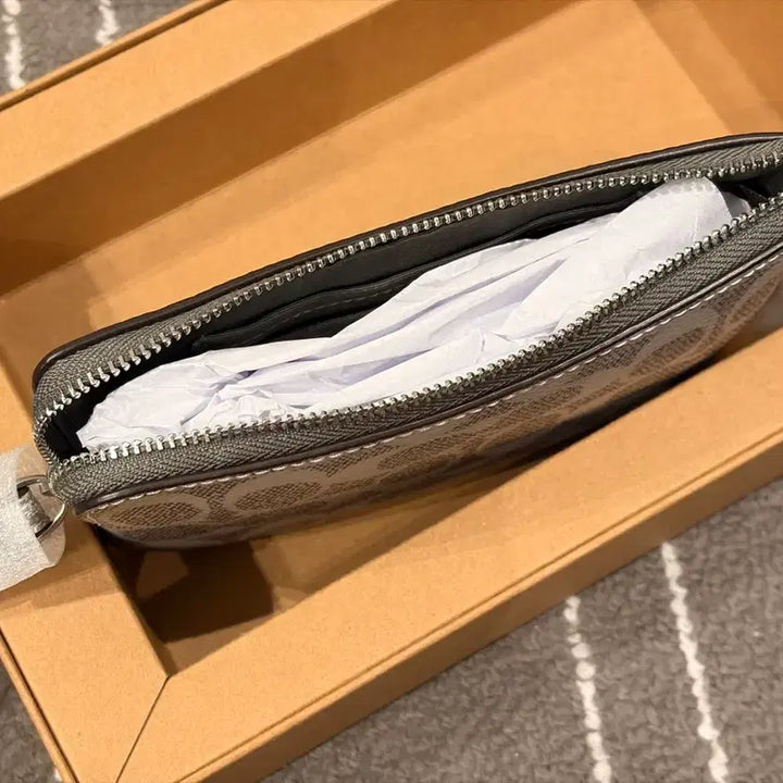 [BUNJANG] Coach Signature Canvas Zip Wallet / 코치 시그니처 캔버스 집 월렛 실버