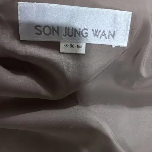 [BUNJANG] Son Jung Wan Lambskin Hooded Wool Coat / 손정완 정품 양가죽배색 여성 추동용 여자후드모직코트자켓88-94