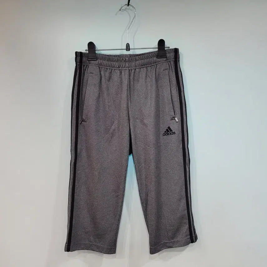 [BUNJANG] Adidas Three-Stripe 7/10 Training Shorts 95 / 아디다스 삼선 7부 트레이닝 반바지 95