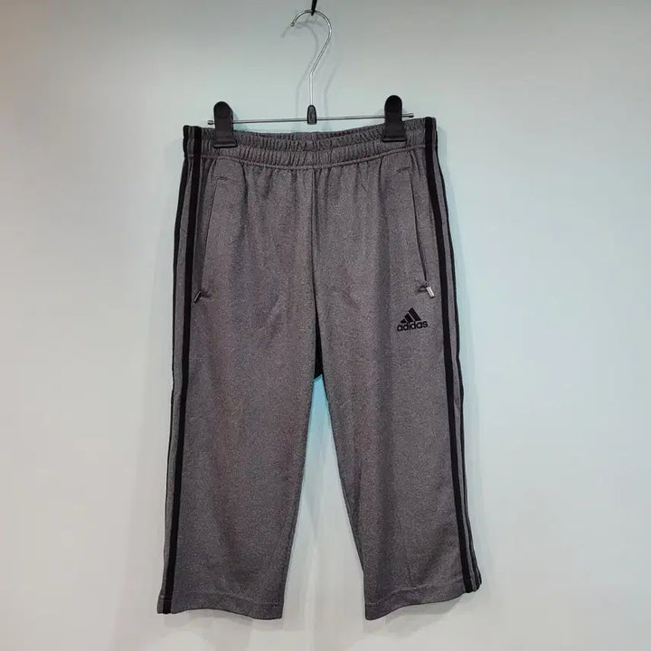 [BUNJANG] Adidas Three-Stripe 7/10 Training Shorts 95 / 아디다스 삼선 7부 트레이닝 반바지 95