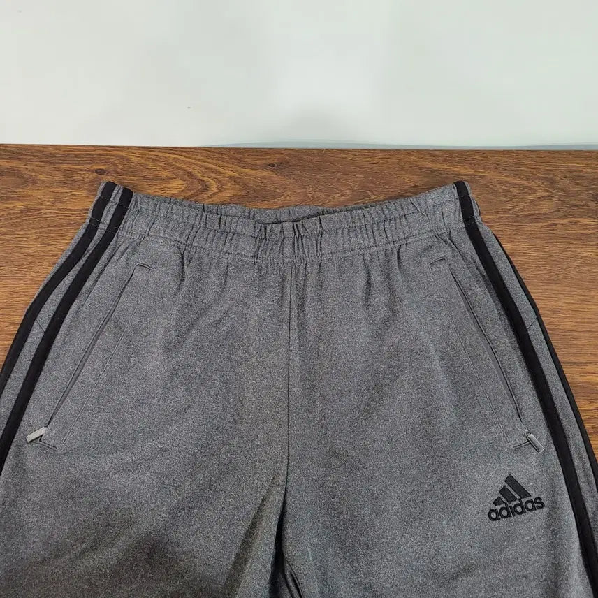 [BUNJANG] Adidas Three-Stripe 7/10 Training Shorts 95 / 아디다스 삼선 7부 트레이닝 반바지 95